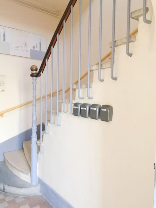 Apartment L'authentique *studio *parking Prive* *wifi*calme